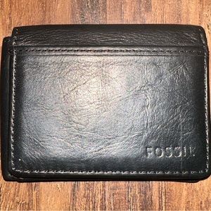 Men’s Black Fossil Wallet